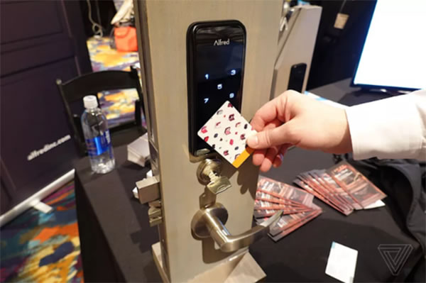 2020CES直擊|Alfred ML2智能鎖 遠(yuǎn)程充電無需換電池