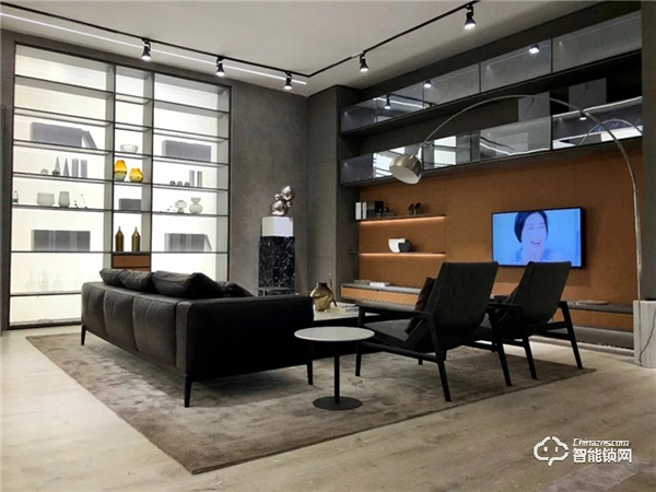 聚焦|頂固新品驚艷亮相2020廣州建博會! 聚焦|頂固新品驚艷亮相2020廣州建博會!