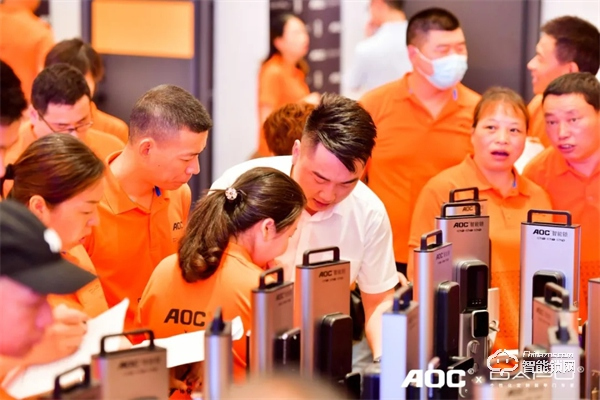 一面科技 一面藝術(shù)！AOC x 大璞聯(lián)合新品發(fā)布會(huì)高燃現(xiàn)場(chǎng)！