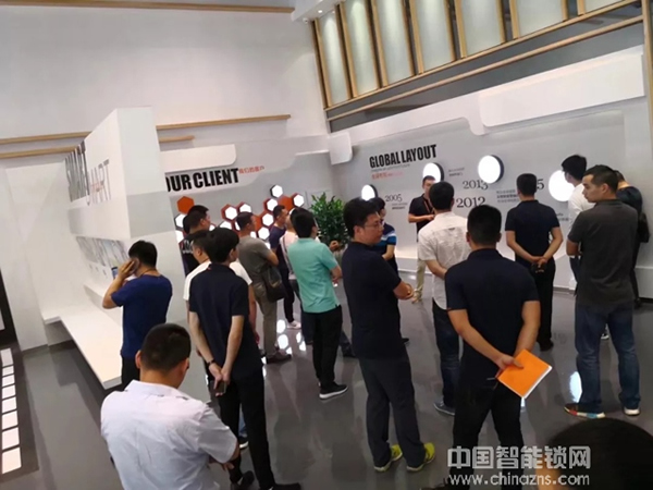 重磅再襲!曼申 & 360智能安全門鎖銷售及服務研討會隆重召開! 重磅再襲!曼申 & 360智能安全門鎖銷售及服務研討會隆重召開!