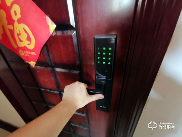有了這把OJJ X1智能鎖,跟我吼:滾蛋吧!鑰匙君~ 有了這把OJJ X1智能鎖,跟我吼:滾蛋吧!鑰匙君~