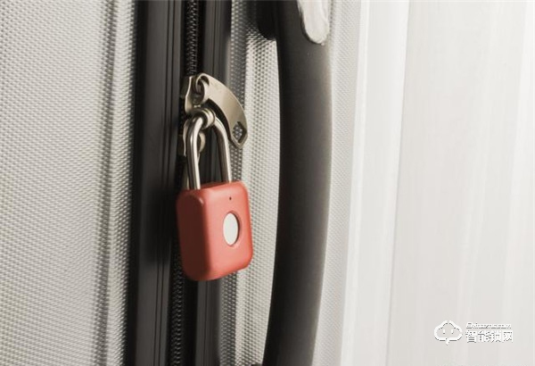 小米有品上架智能指紋掛鎖:指紋一觸即開,待機(jī)可達(dá)一年 小米有品上架智能指紋掛鎖:指紋一觸即開,待機(jī)可達(dá)一年