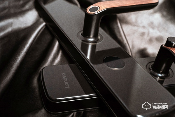 192*192超高識別率 聯想智能門鎖E1開始預售 192*192超高識別率 聯想智能門鎖E1開始預售