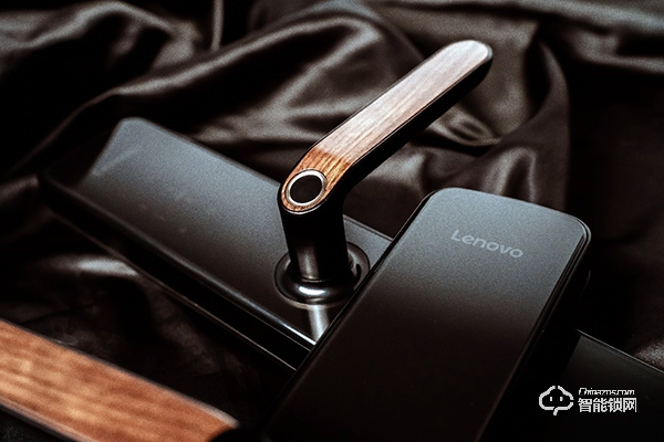 192*192超高識別率 聯想智能門鎖E1開始預售 192*192超高識別率 聯想智能門鎖E1開始預售