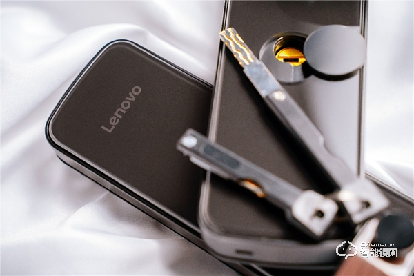 智能門鎖怎么選?聯想智能門鎖E1超大指紋識別,安全又便捷 智能門鎖怎么選?聯想智能門鎖E1超大指紋識別,安全又便捷