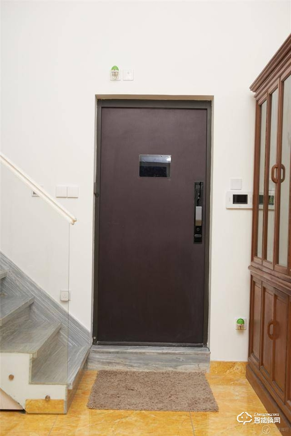 貓眼+智能門鎖，雙層防爆更安全，我換了有品眾籌的智能門