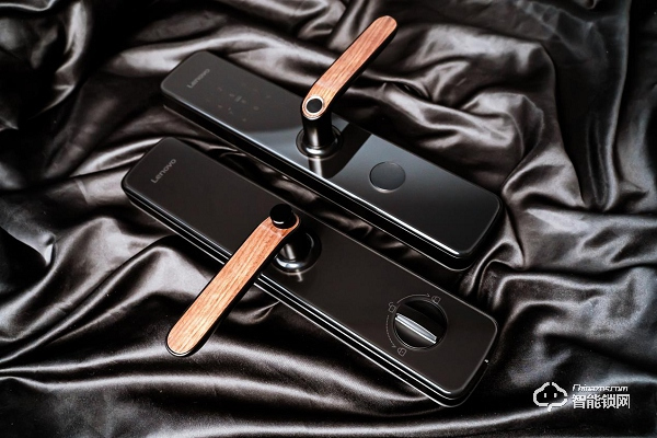 薇婭兩次推薦 | 聯想智能鎖E1用實力打造業界爆款 薇婭兩次推薦 | 聯想智能鎖E1用實力打造業界爆款