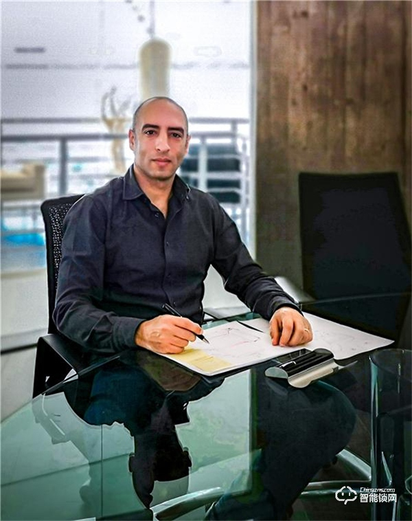 當意大利設計師遇見必達智能鎖i5：不止是極簡