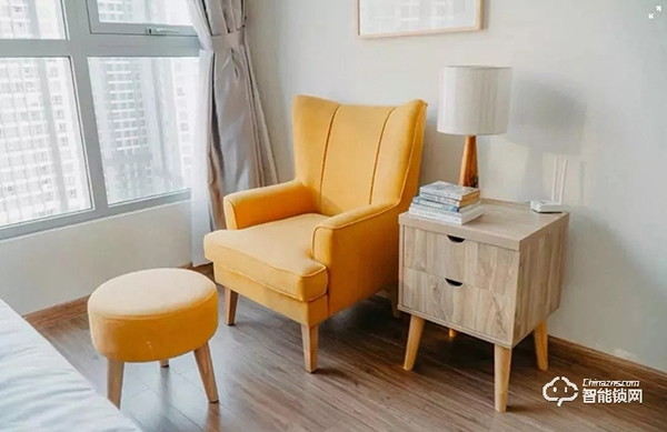 顧好一個(gè)家，裝一把歐派智能鎖就夠了！