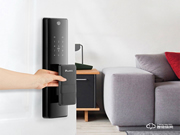 智能鎖實現無人收發快遞?樸墅全自動指靜脈鎖了解一下