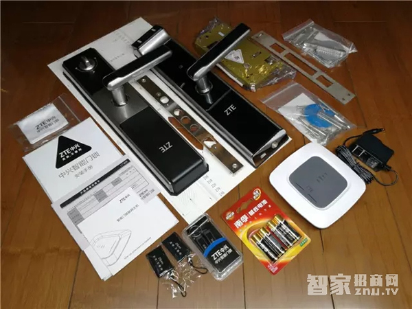 ZTE中興智能門鎖開箱測評體驗(yàn) ZTE中興智能門鎖開箱測評體驗(yàn)
