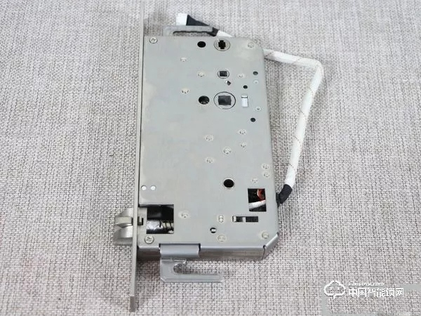 歐瑞博T1智能門鎖體驗:指紋識別精準支持多項智能防護 歐瑞博T1智能門鎖體驗:指紋識別精準支持多項智能防護