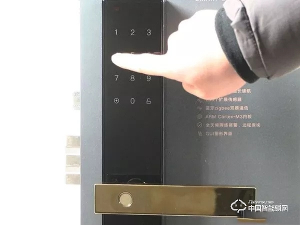 歐瑞博T1智能門鎖體驗:指紋識別精準支持多項智能防護 歐瑞博T1智能門鎖體驗:指紋識別精準支持多項智能防護