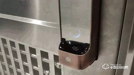 體驗樂橙K5智能指紋鎖:主動防御讓家更安全 體驗樂橙K5智能指紋鎖:主動防御讓家更安全