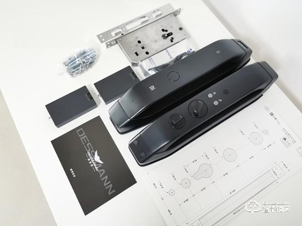 用臉做鑰匙,德施曼小嘀R5人臉識別智能鎖評測 用臉做鑰匙,德施曼小嘀R5人臉識別智能鎖評測