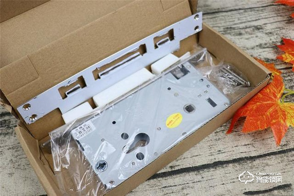 小益E206指紋鎖使用測評 千元鎖表現更出色 小益E206指紋鎖使用測評 千元鎖表現更出色