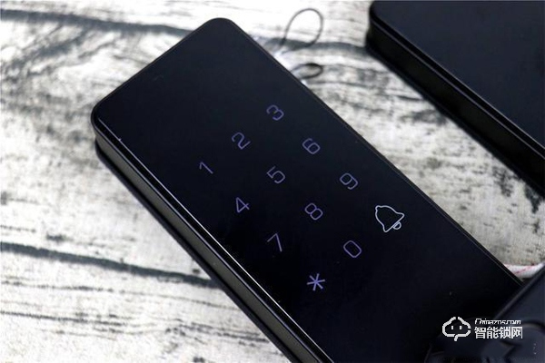 小益E206指紋鎖使用測評 千元鎖表現更出色 小益E206指紋鎖使用測評 千元鎖表現更出色