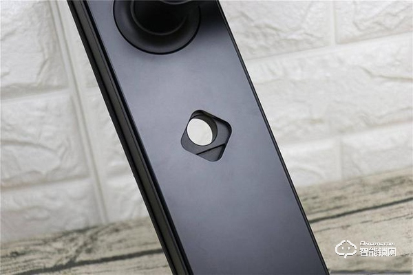 小益E206指紋鎖使用測評 千元鎖表現更出色 小益E206指紋鎖使用測評 千元鎖表現更出色