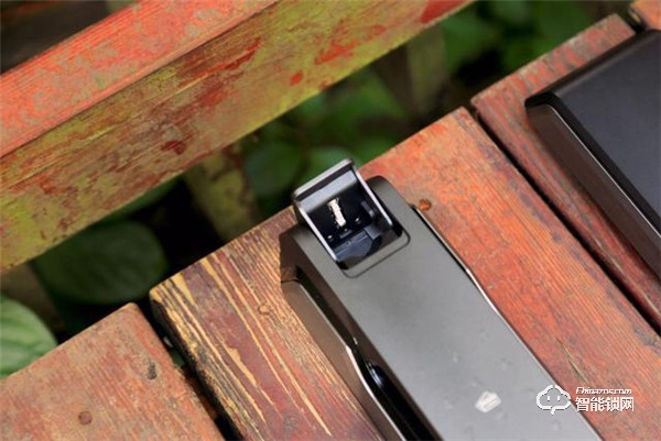 升級(jí)換新，樸墅指靜脈鎖到底有什么特別的？