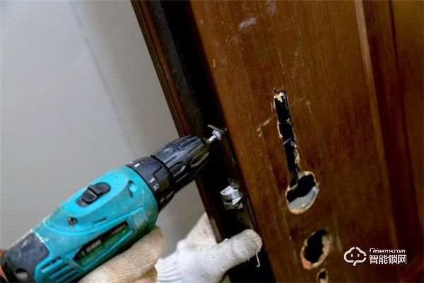 升級(jí)換新，樸墅指靜脈鎖到底有什么特別的？