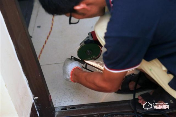 升級(jí)換新，樸墅指靜脈鎖到底有什么特別的？