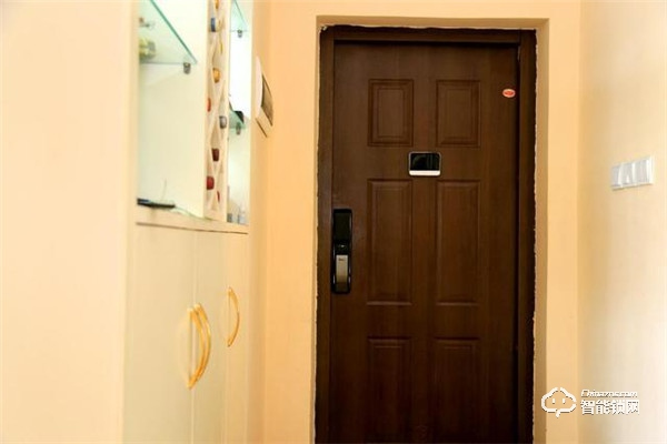 升級(jí)換新，樸墅指靜脈鎖到底有什么特別的？