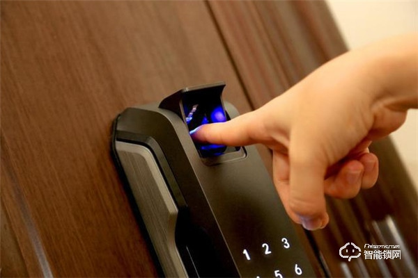 升級(jí)換新，樸墅指靜脈鎖到底有什么特別的？