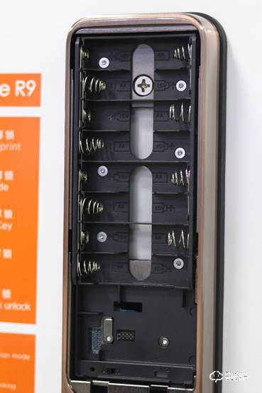 實力與顏值雙爆表!桔子物聯Orange R9全自動推拉智能鎖評測 實力與顏值雙爆表!桔子物聯Orange R9全自動推拉智能鎖評測