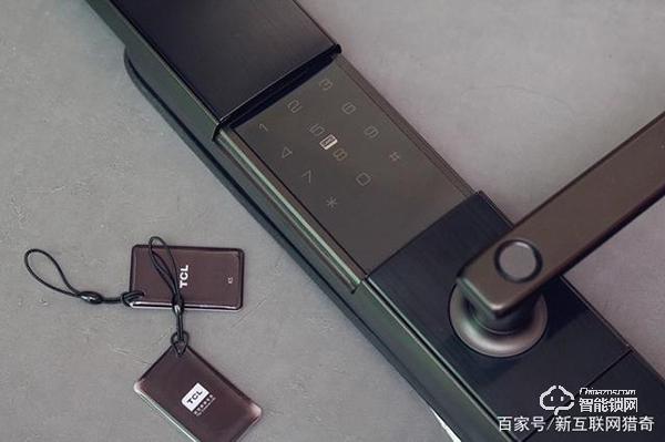 未關(guān)門立即提醒,指紋識(shí)別又快又準(zhǔn),TCL K5智能鎖實(shí)測(cè)體驗(yàn) 未關(guān)門立即提醒,指紋識(shí)別又快又準(zhǔn),TCL K5智能鎖實(shí)測(cè)體驗(yàn)