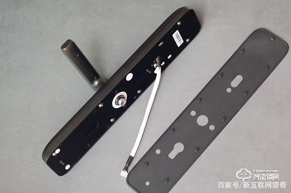 未關(guān)門立即提醒,指紋識(shí)別又快又準(zhǔn),TCL K5智能鎖實(shí)測(cè)體驗(yàn) 未關(guān)門立即提醒,指紋識(shí)別又快又準(zhǔn),TCL K5智能鎖實(shí)測(cè)體驗(yàn)