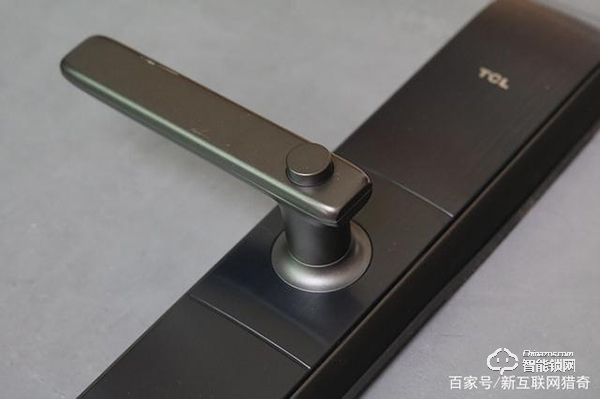 未關(guān)門立即提醒,指紋識(shí)別又快又準(zhǔn),TCL K5智能鎖實(shí)測(cè)體驗(yàn) 未關(guān)門立即提醒,指紋識(shí)別又快又準(zhǔn),TCL K5智能鎖實(shí)測(cè)體驗(yàn)