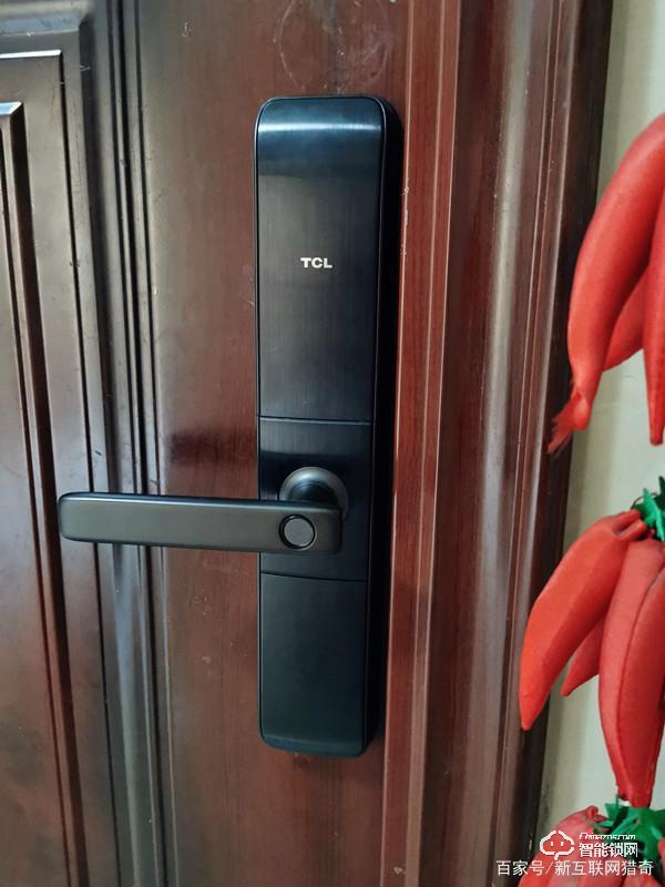 未關(guān)門立即提醒,指紋識(shí)別又快又準(zhǔn),TCL K5智能鎖實(shí)測(cè)體驗(yàn) 未關(guān)門立即提醒,指紋識(shí)別又快又準(zhǔn),TCL K5智能鎖實(shí)測(cè)體驗(yàn)