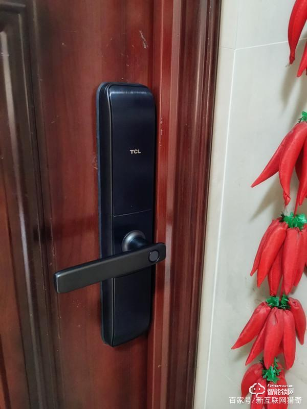 未關(guān)門立即提醒,指紋識(shí)別又快又準(zhǔn),TCL K5智能鎖實(shí)測(cè)體驗(yàn) 未關(guān)門立即提醒,指紋識(shí)別又快又準(zhǔn),TCL K5智能鎖實(shí)測(cè)體驗(yàn)