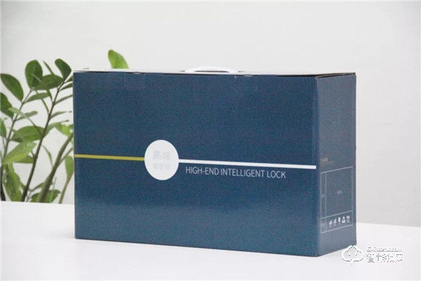 人臉鎖市場實力黑馬!聯(lián)合二號人臉識別全自動智能鎖開箱圖賞 人臉鎖市場實力黑馬!聯(lián)合二號人臉識別全自動智能鎖開箱圖賞