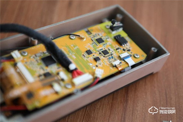 青稞智能鎖T7拆機(jī)評測,售價2999除了屏幕還有華為智卡認(rèn)證! 青稞智能鎖T7拆機(jī)評測,售價2999除了屏幕還有華為智卡認(rèn)證!