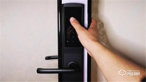 開鎖智能新時代,方便快捷不能少—方正智能鎖fz-19603評測 開鎖智能新時代,方便快捷不能少—方正智能鎖fz-19603評測