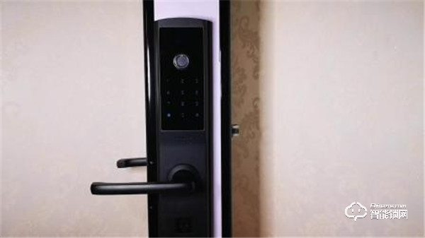 開鎖智能新時代,方便快捷不能少—方正智能鎖fz-19603評測 開鎖智能新時代,方便快捷不能少—方正智能鎖fz-19603評測