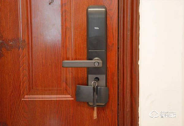 快、準、狠!TCL K5 打造王牌實力真智能鎖,上手體驗 快、準、狠!TCL K5 打造王牌實力真智能鎖,上手體驗