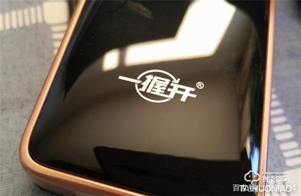 誰說老房子舊防盜門不能用指紋鎖?金指碼SK1指紋鎖來幫忙 誰說老房子舊防盜門不能用指紋鎖?金指碼SK1指紋鎖來幫忙