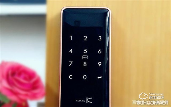 誰說老房子舊防盜門不能用指紋鎖?金指碼SK1指紋鎖來幫忙 誰說老房子舊防盜門不能用指紋鎖?金指碼SK1指紋鎖來幫忙