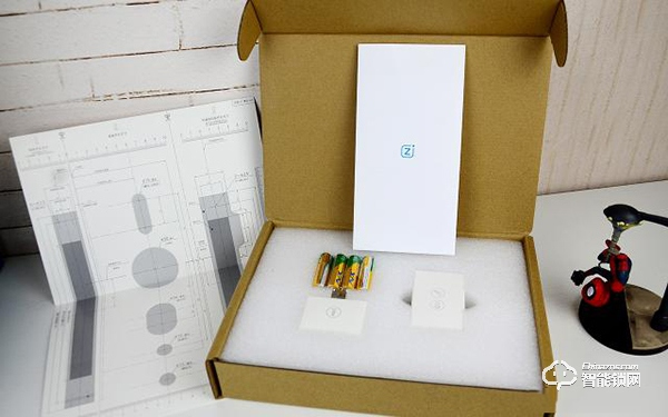 799元的簡約智能門鎖小米有品定制版，五種解鎖方式，簡約不簡單