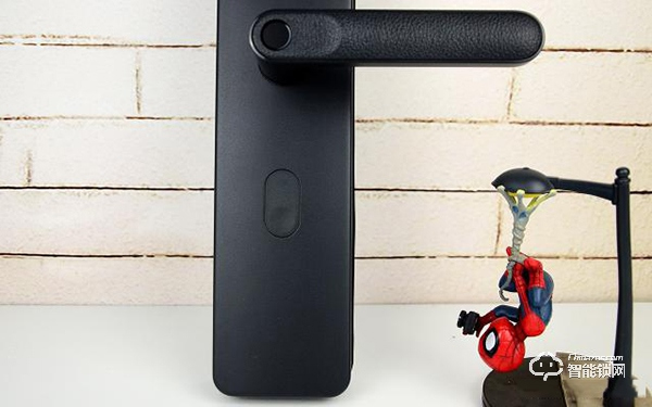 799元的簡約智能門鎖小米有品定制版，五種解鎖方式，簡約不簡單