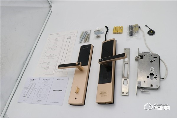 用心守護(hù)您的智慧生活,青稞智能鎖E5H開箱測評 用心守護(hù)您的智慧生活,青稞智能鎖E5H開箱測評