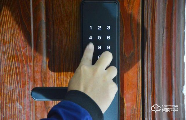 夠安全,買得起,售價僅幾百元的小益E206T智能鎖測評 夠安全,買得起,售價僅幾百元的小益E206T智能鎖測評