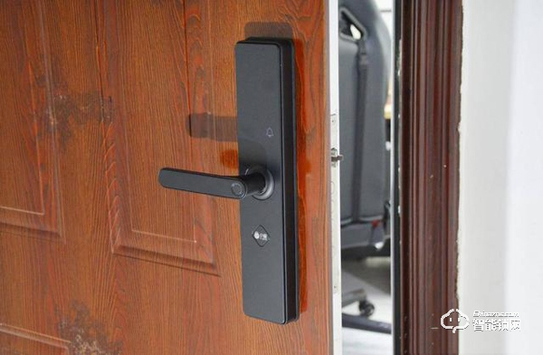 夠安全,買得起,售價僅幾百元的小益E206T智能鎖測評 夠安全,買得起,售價僅幾百元的小益E206T智能鎖測評