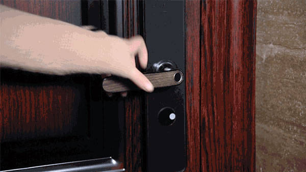 聯想智能門鎖E1測評：家庭升級智能門鎖的首選優品