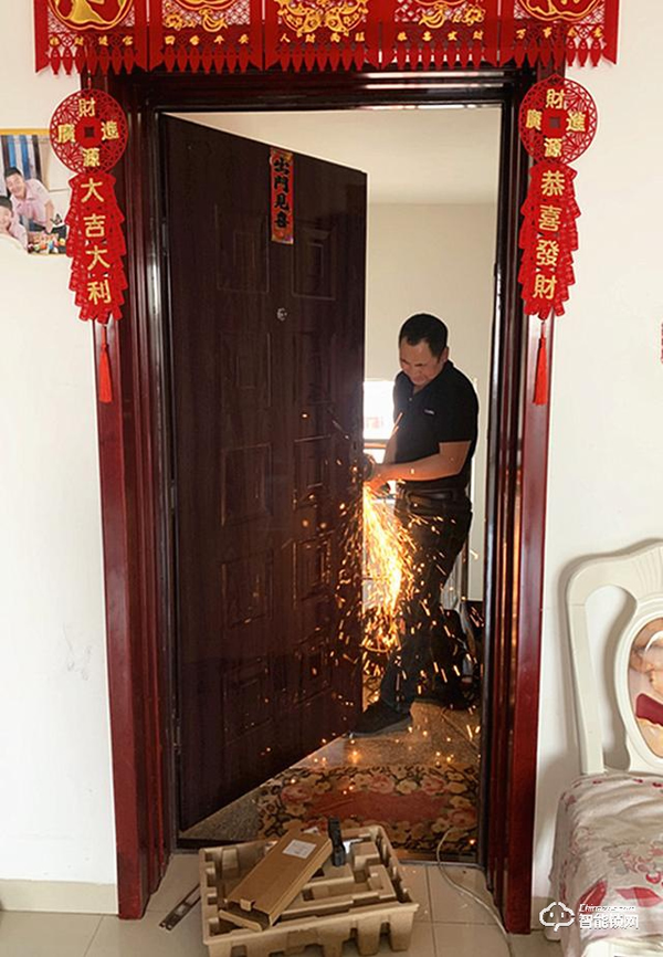 時(shí)尚安全兩不誤 | 飛利浦智能鎖alpha使用測評 時(shí)尚安全兩不誤 | 飛利浦智能鎖alpha使用測評