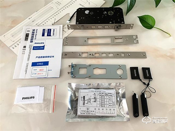 時(shí)尚安全兩不誤 | 飛利浦智能鎖alpha使用測評 時(shí)尚安全兩不誤 | 飛利浦智能鎖alpha使用測評