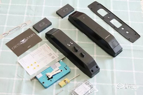 德施曼R7深度評測,3D人臉識別智能鎖到底好不好用 德施曼R7深度評測,3D人臉識別智能鎖到底好不好用