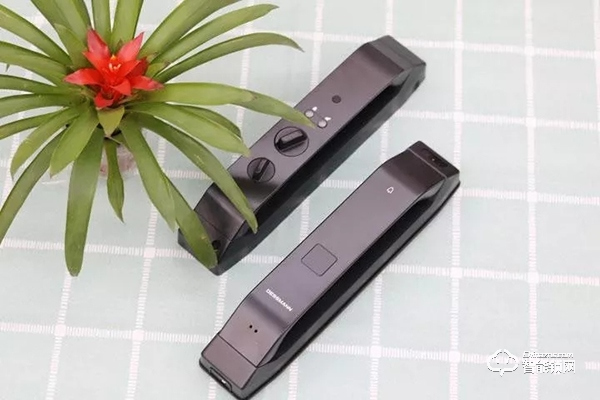 德施曼R7深度評測,3D人臉識別智能鎖到底好不好用 德施曼R7深度評測,3D人臉識別智能鎖到底好不好用